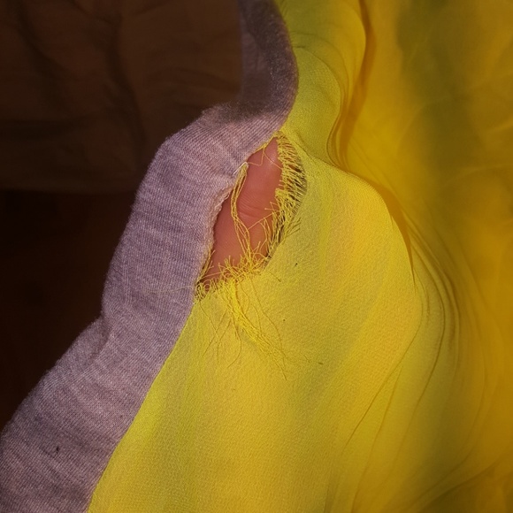 Neon Heart Blouse🎈 - Picture 3 of 3